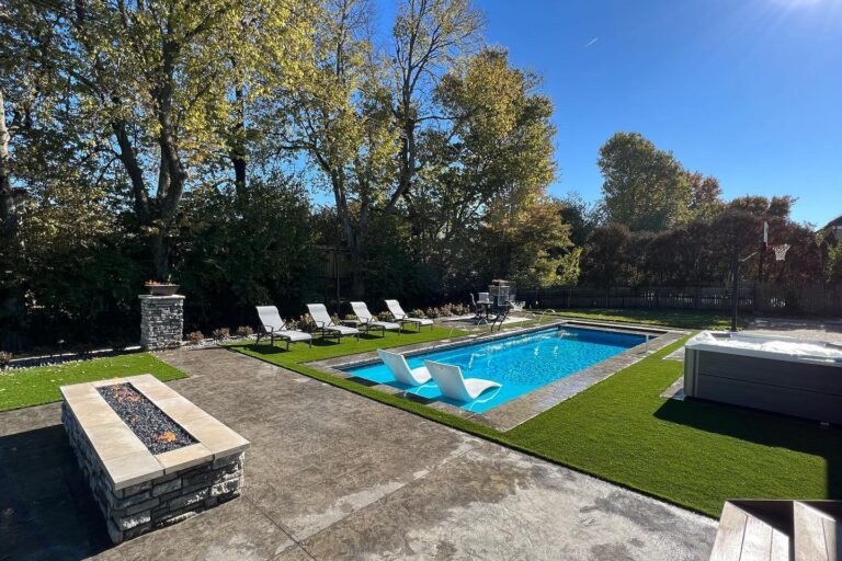 derby-city-pools-fire-features-1 Firepit with fiberglass pool