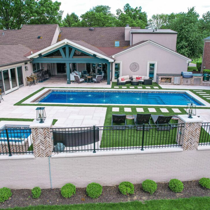 Derby City Pools Fiberglass Swimming Pools In Louisville Ky